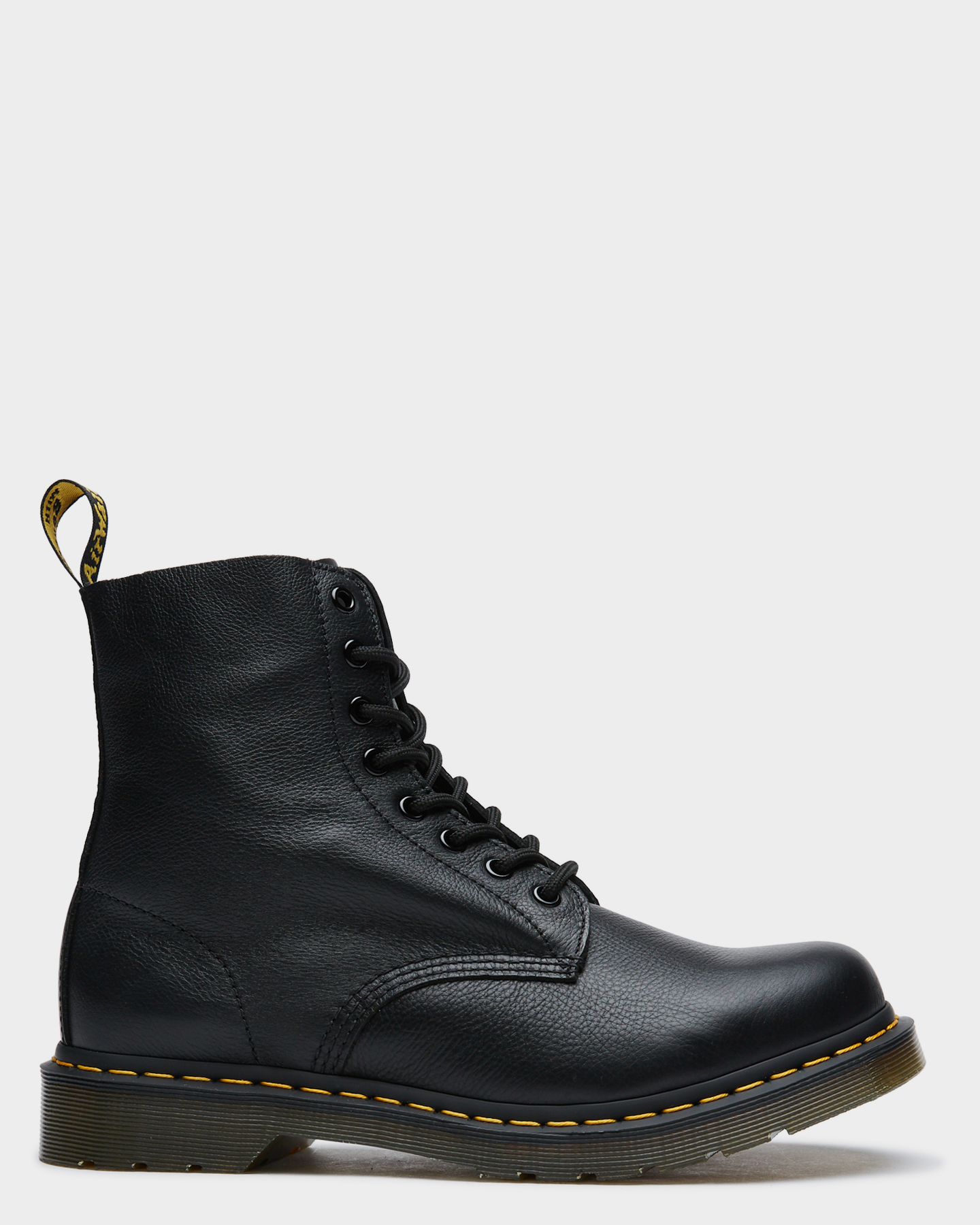 Dr martens 1460 discount pascal 8 eye boot